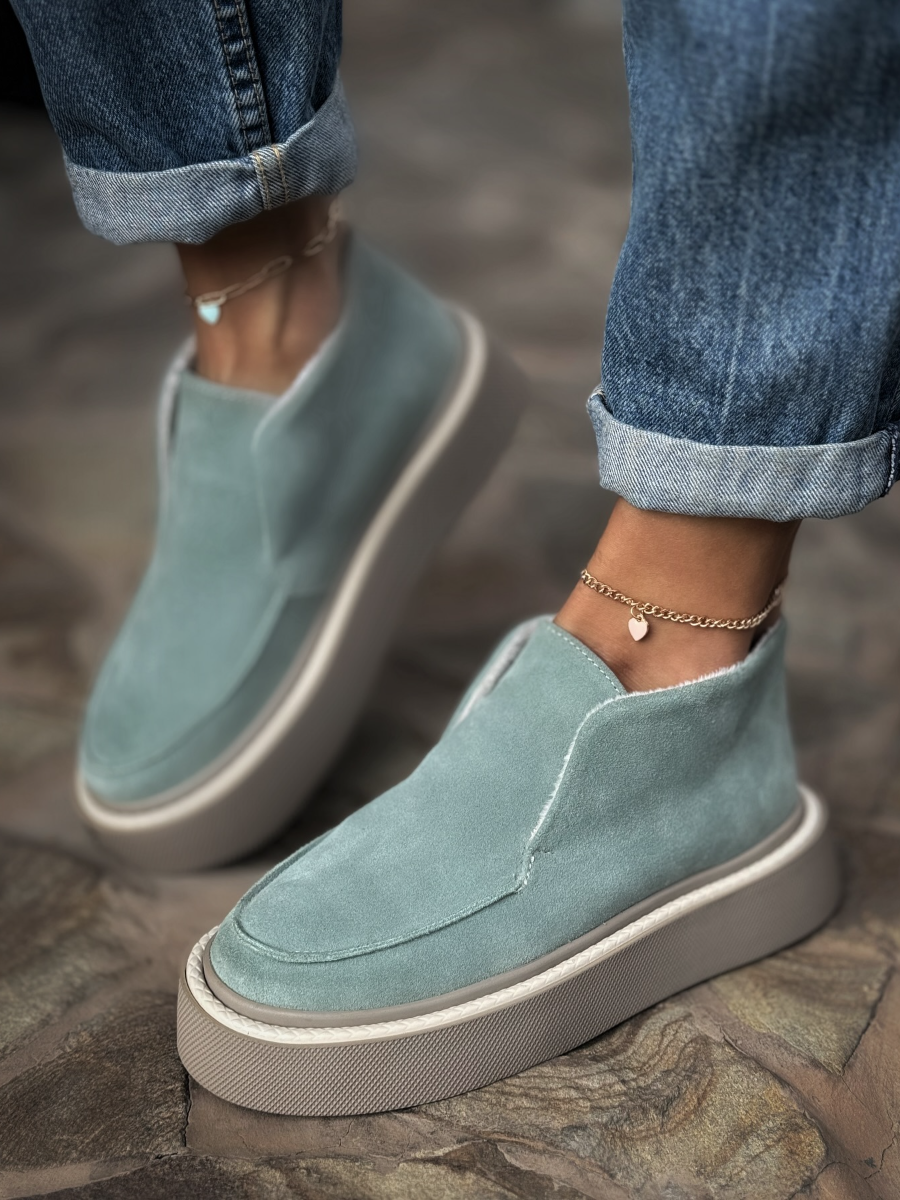 Women's Fashion Thick-soled Slip-On Shoes