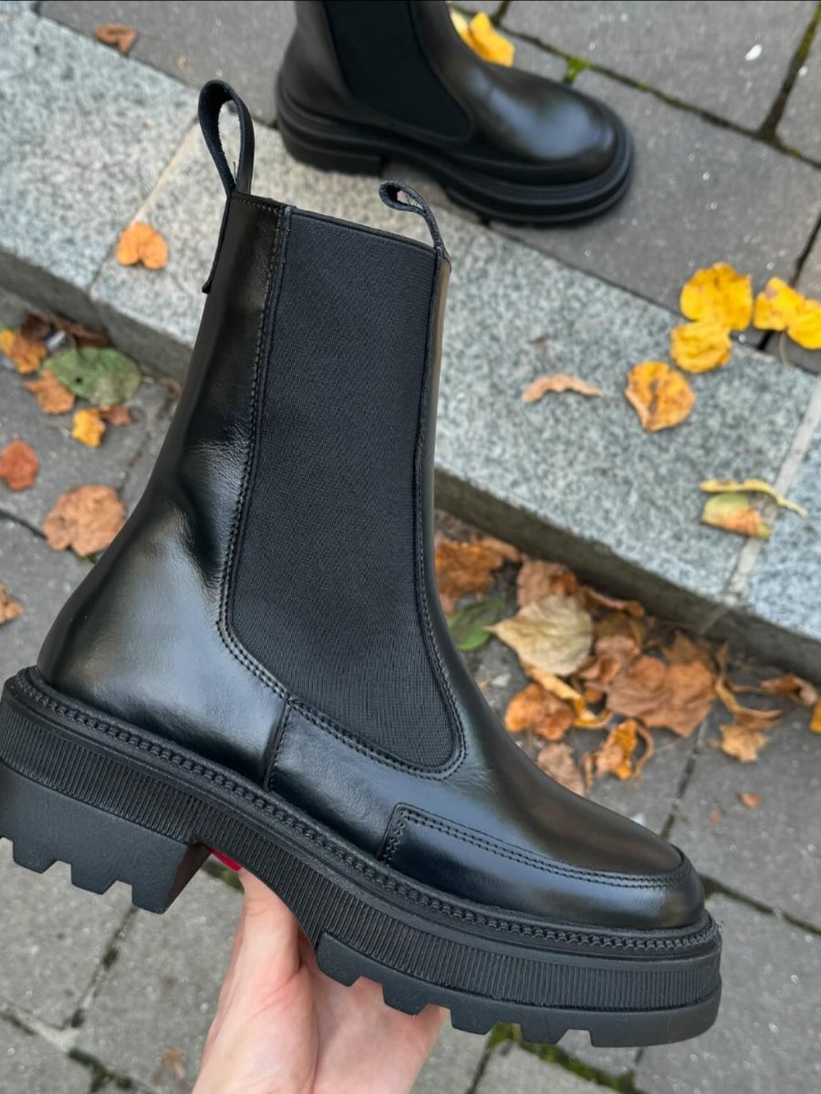 Women's Lightweight High Top Boots