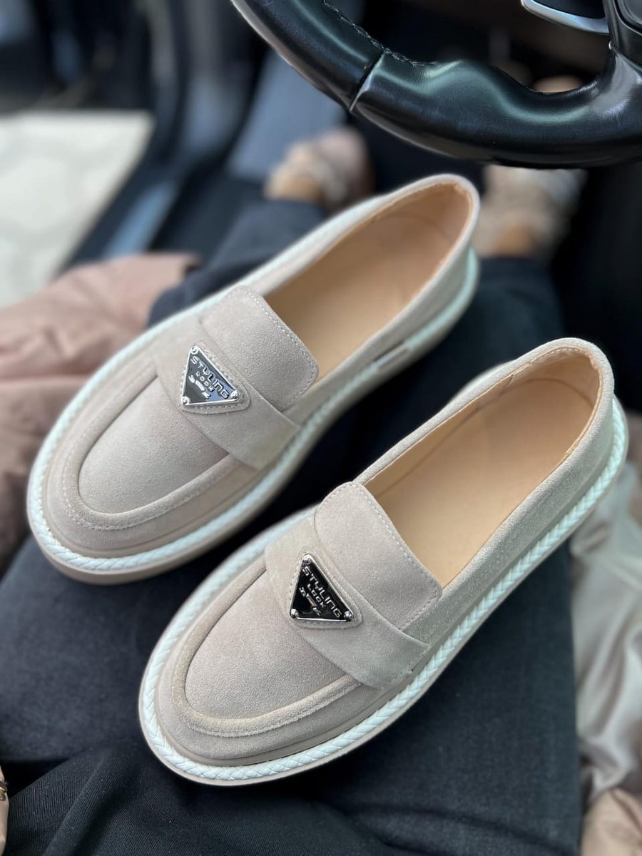 Multicolor Simple Loafers