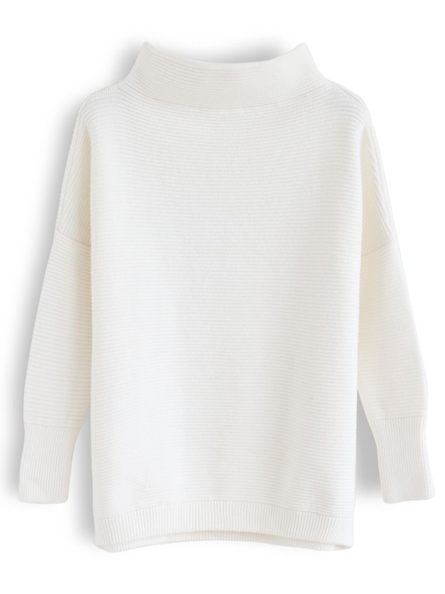 Cozy Ribbed Turtleneck Sweater In White