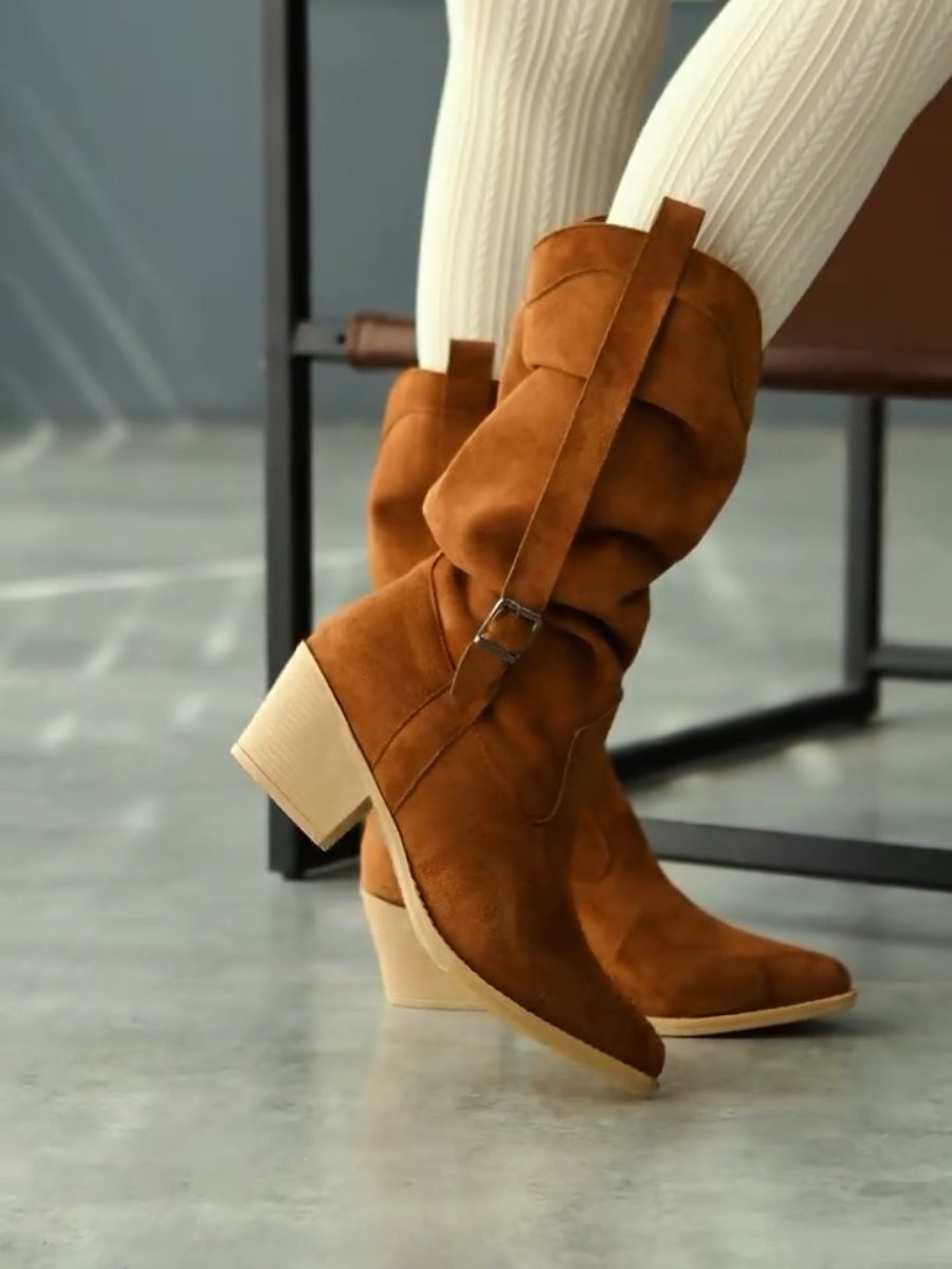 Suede Curly Spotted Nose Boots