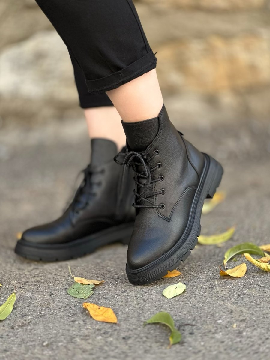 Black Genuine Leather Warm Women's Boots