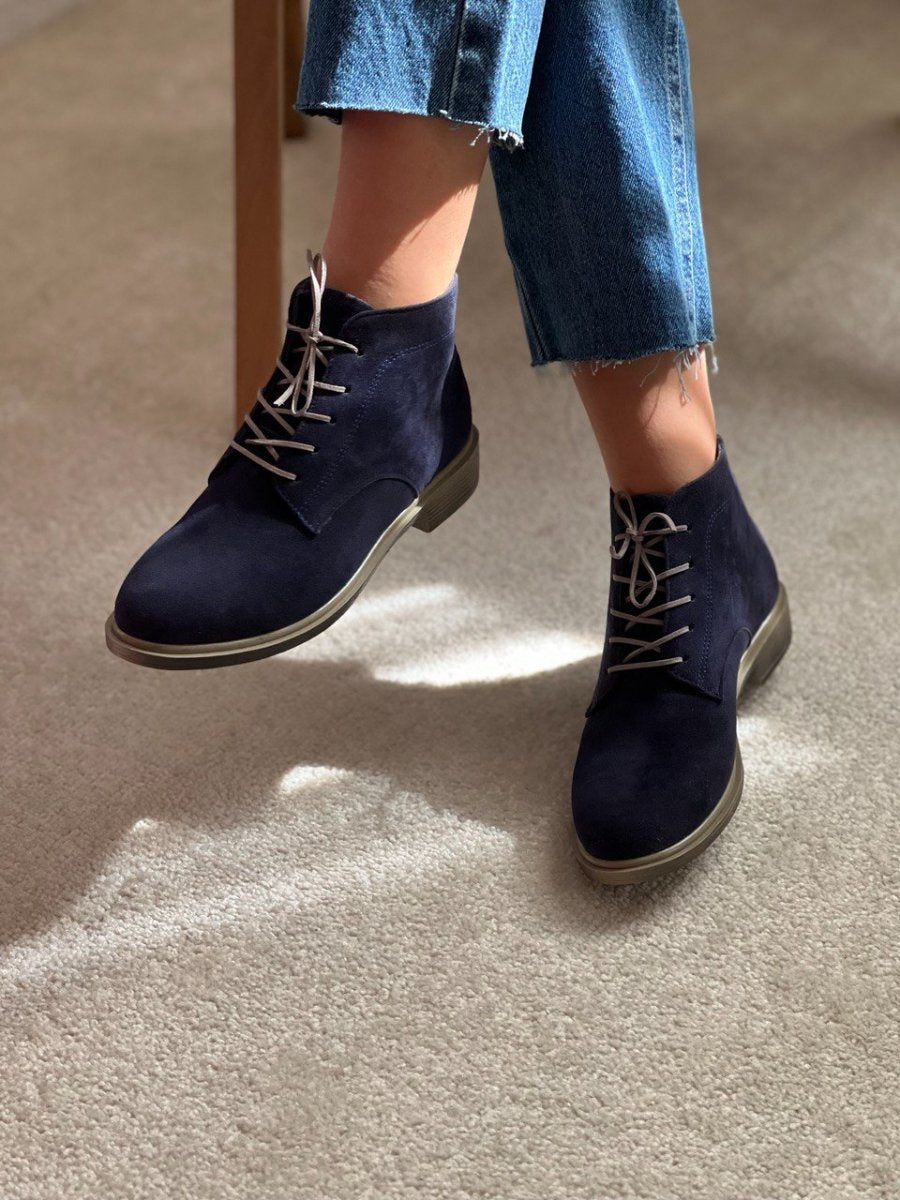 Women's Suede Casual Flat Boots