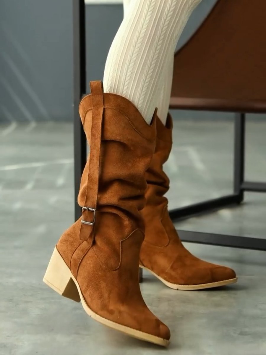 Suede Curly Spotted Nose Boots